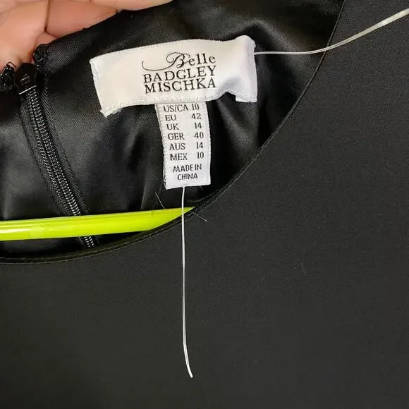 NEW Belle by Badgley Mischka Grommet Bell Sleeve Dress - Picture 7 of 10